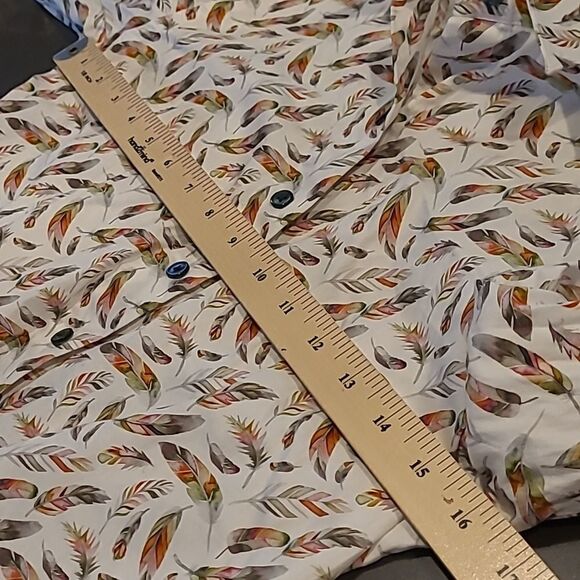 A bundle of 2 homemade button front tops - Picture 9 of 9